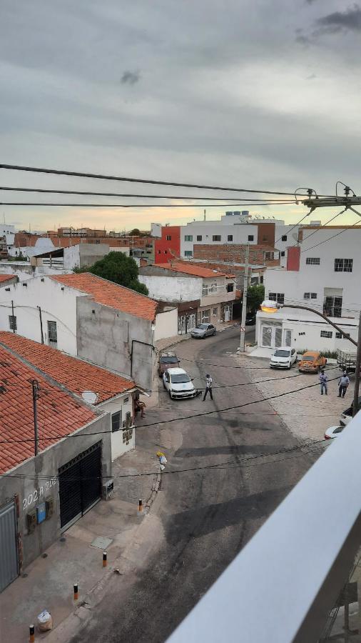 Apartamento mobiliado com varanda no centro de paulo afonso Paulo Afonso Exterior foto